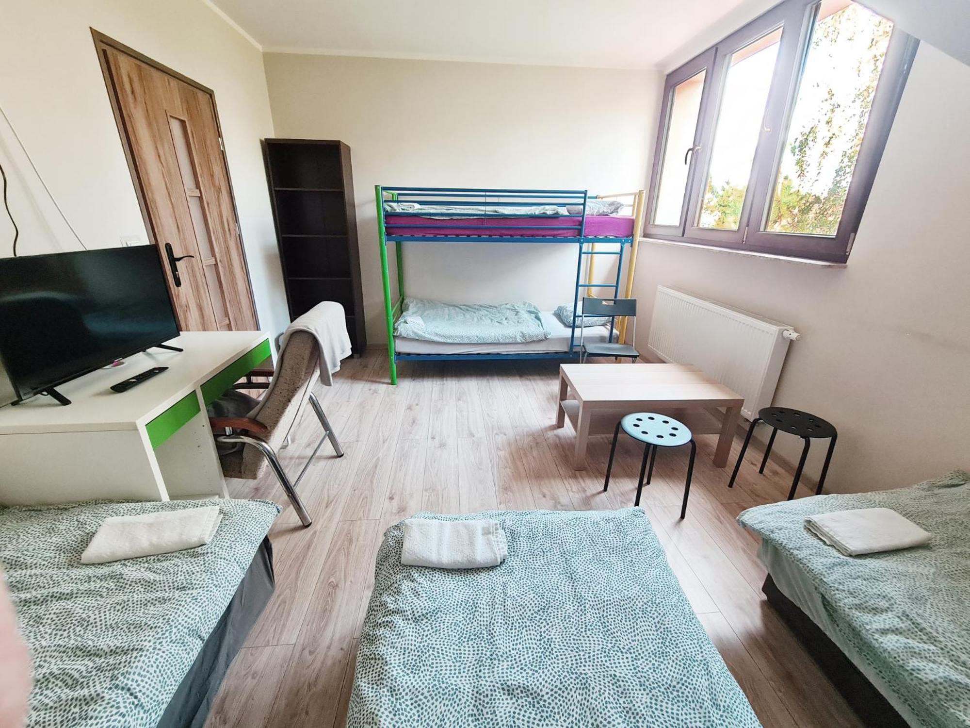 W20 Hostel Goledzinow Exterior photo